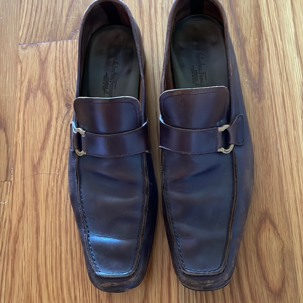 Brown Ferragamo mens shoes size 9D